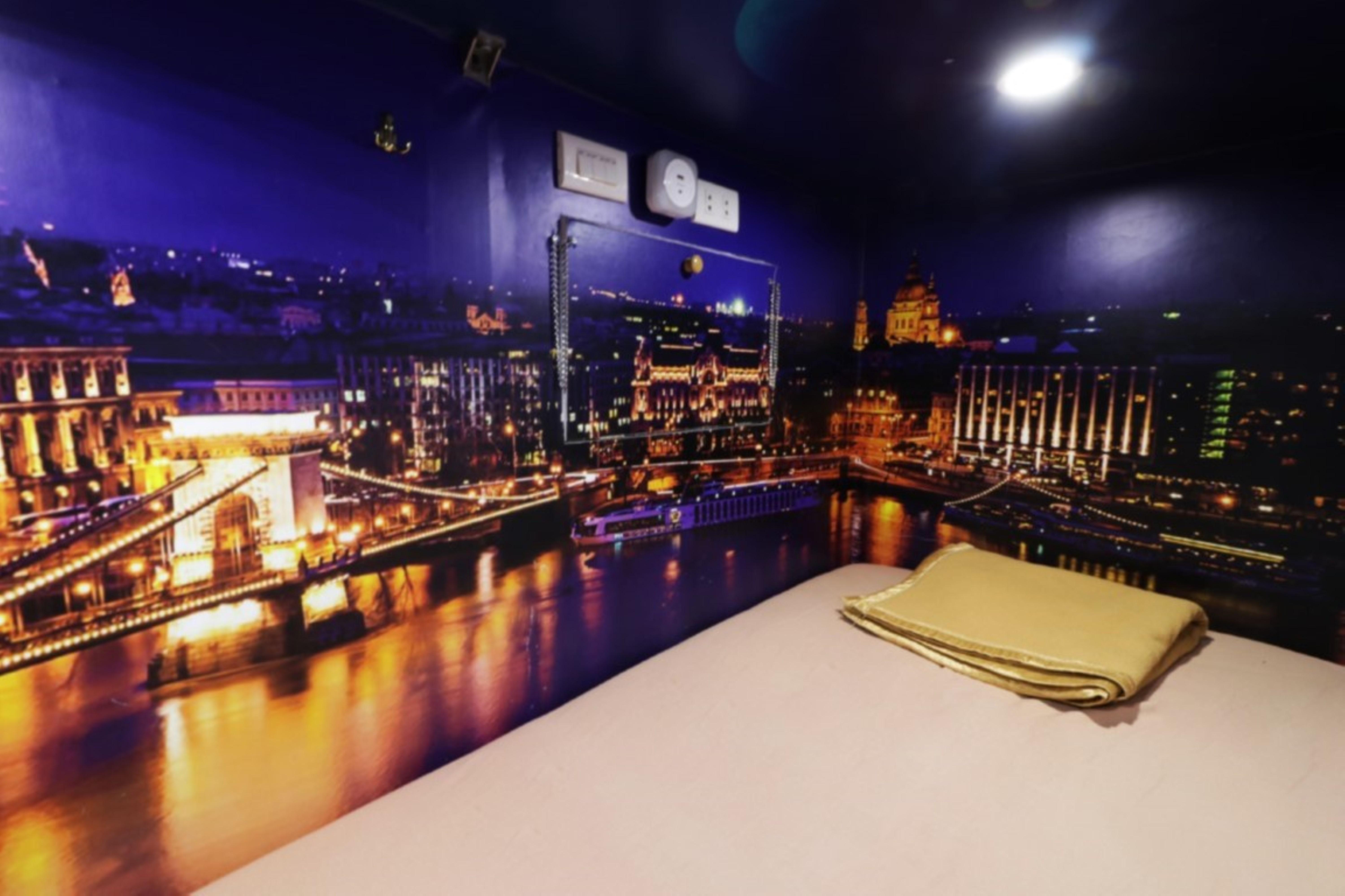 Inap At Capsule Thamrin Hotel Jakarta Eksteriør billede