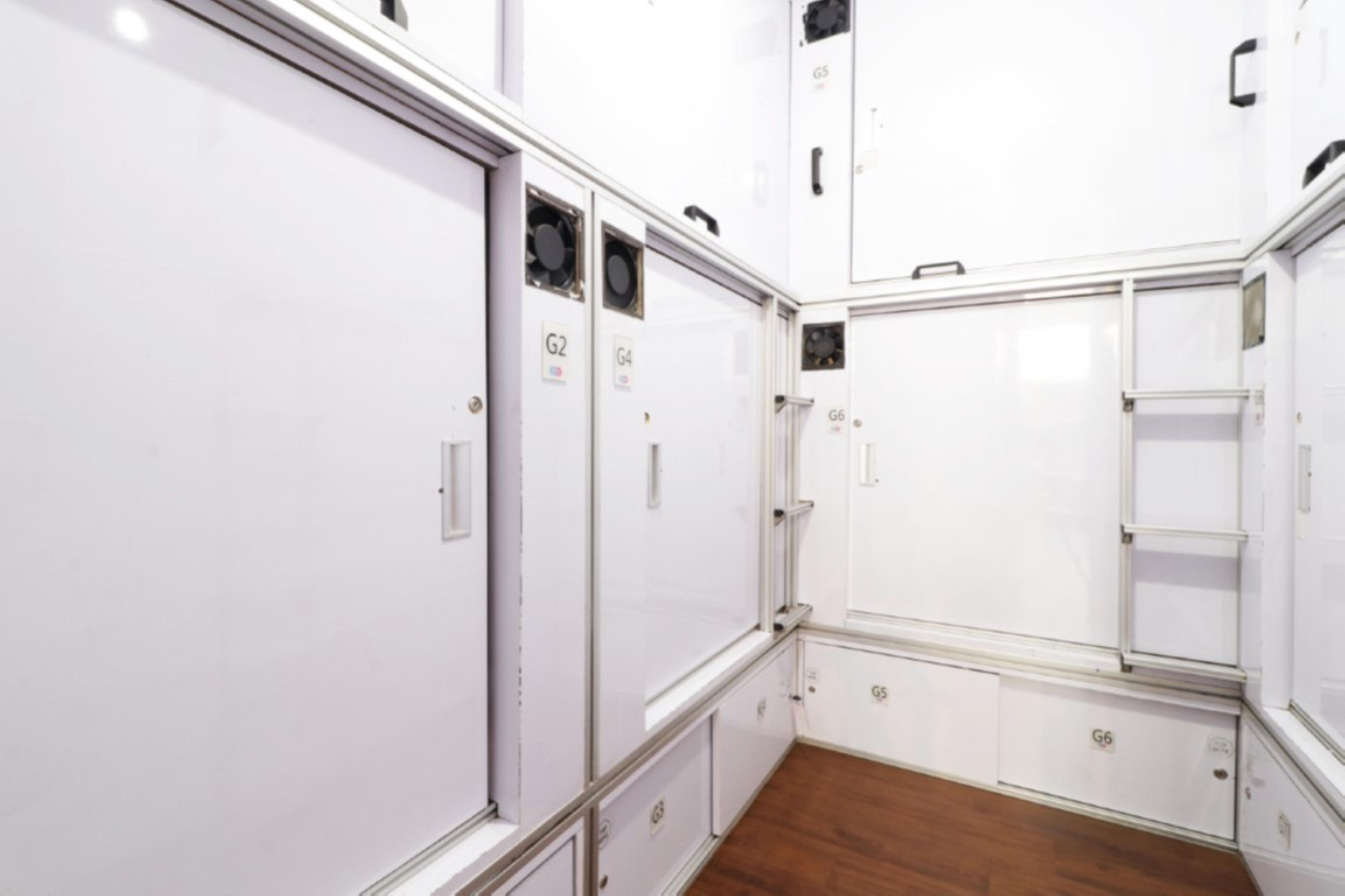 Inap At Capsule Thamrin Hotel Jakarta Eksteriør billede